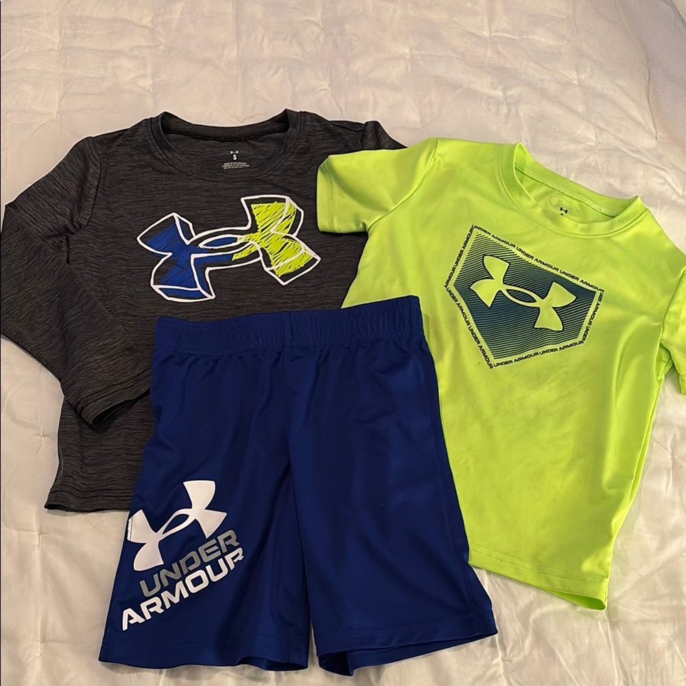 Under Armour Green and Blue Matching Set Tees and Shorts